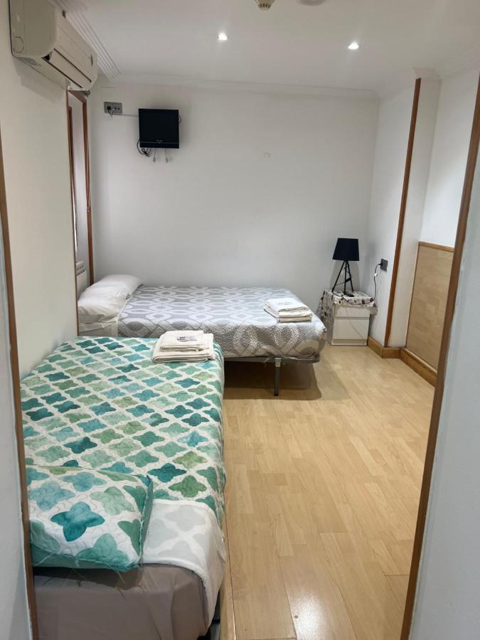 Hostal Restaurante Pamplona Esterno foto